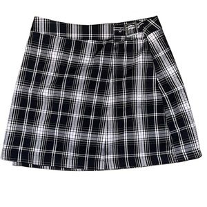 Brandy Melville Emerson Skirt